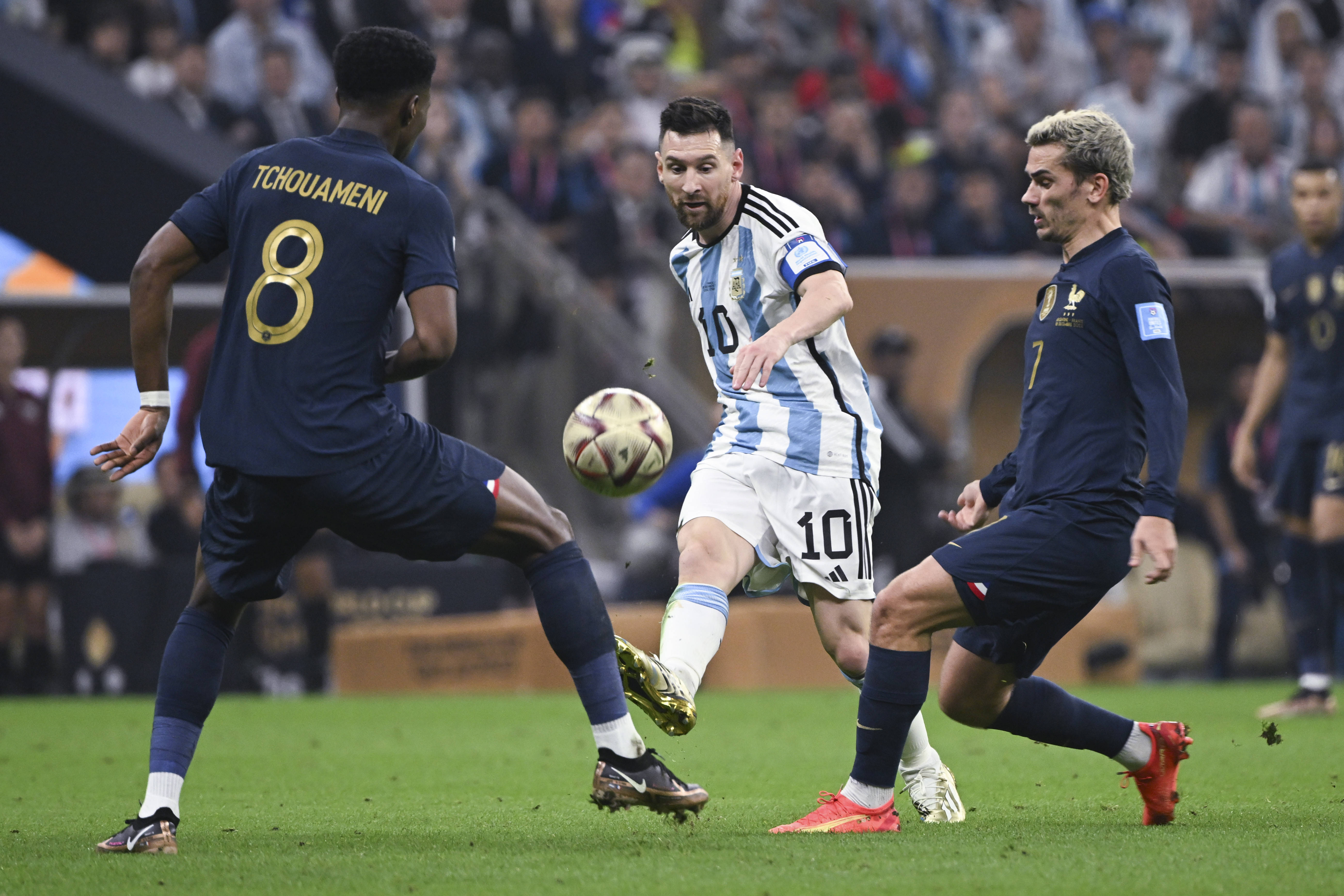 世界杯热度飙升,网友热议不断 世界杯热度飙升,网友热议不断