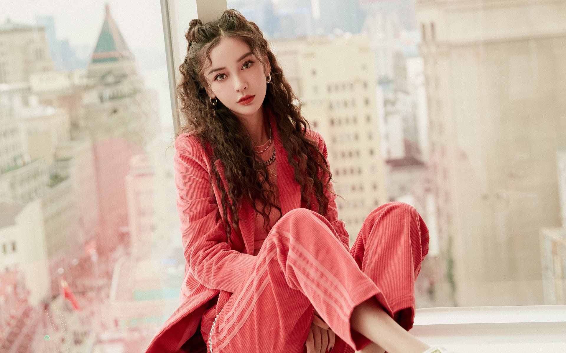 独步江湖,乔治化矛为盾,黄蜂战阵焚舟