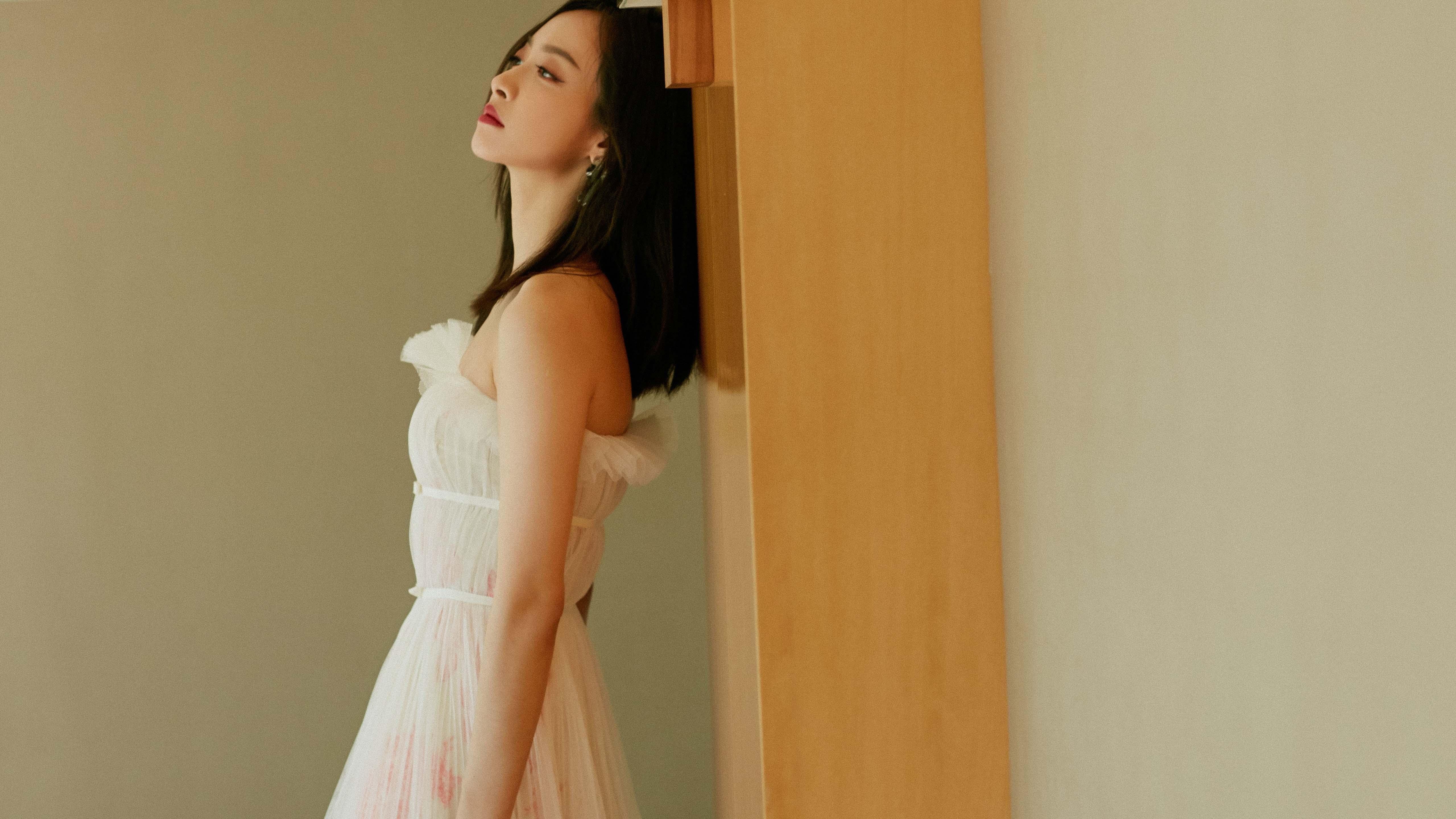 双面教科书，格列兹曼的独舞与尼日利亚的收割艺术