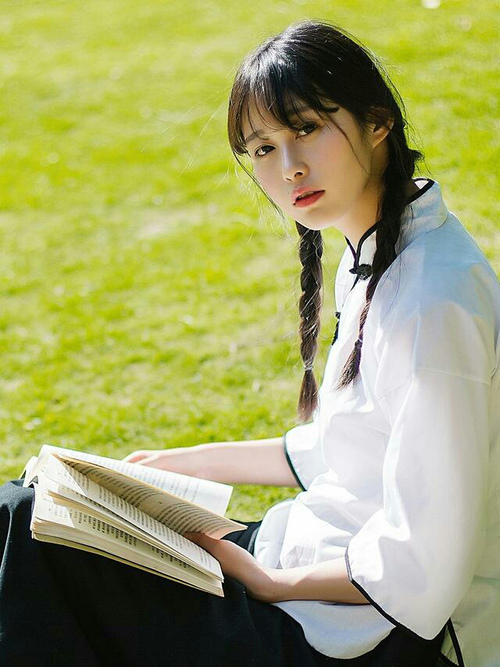 浓眉独舞，当玻璃人在年度焦点战之夜颠覆所有叙事