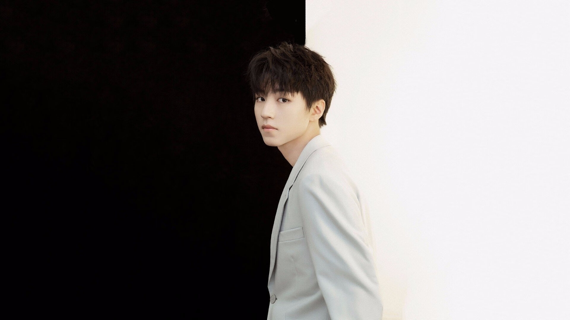 沙漠中的雪崩,伊拉克单节拉开挪威,贝林厄姆扛起破碎的绿茵