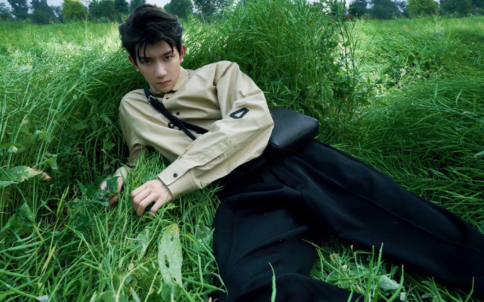 双线揭幕，F1新赛季的极速序章与骑士火力全开的压制哲学